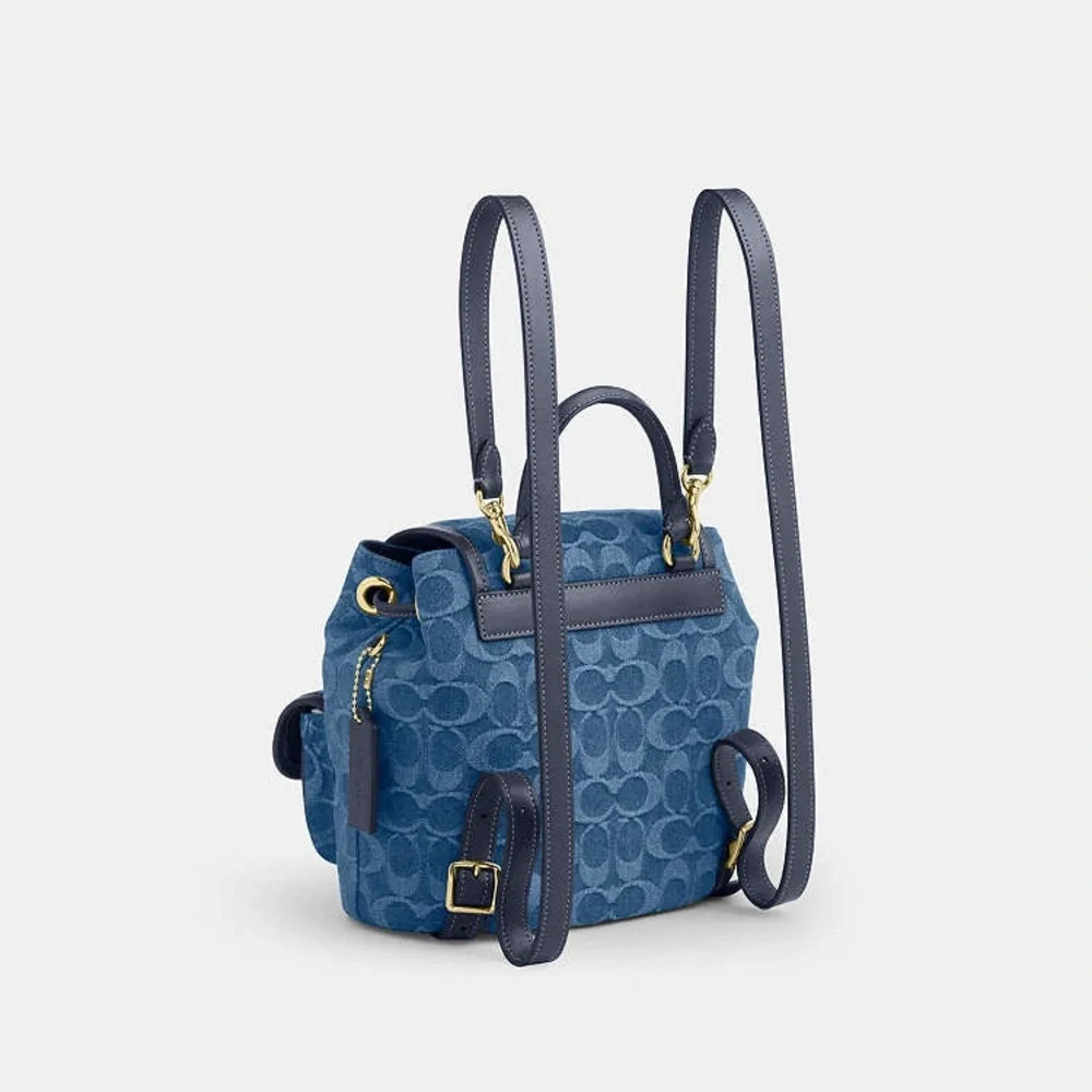 Coach compact structured